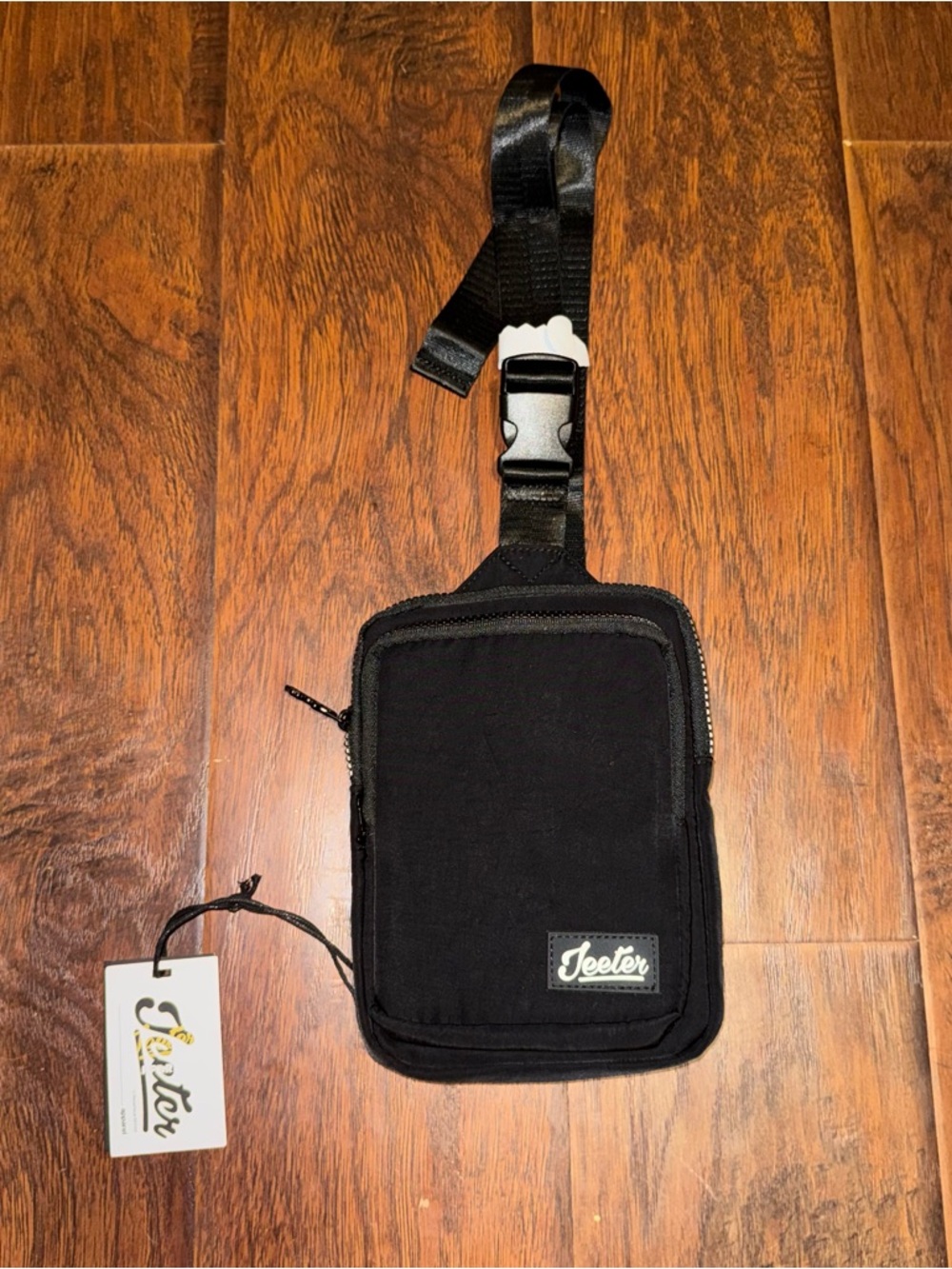 Jeeter Brand Outdoor Crossbody Bag for Men and Women Black NWT